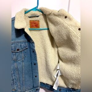 Levi Sherpa lined jean jacket
